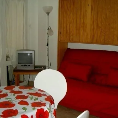 Cap D'agde, 2 Pieces, 4 Personnes - Fr-1-249-52 شقة